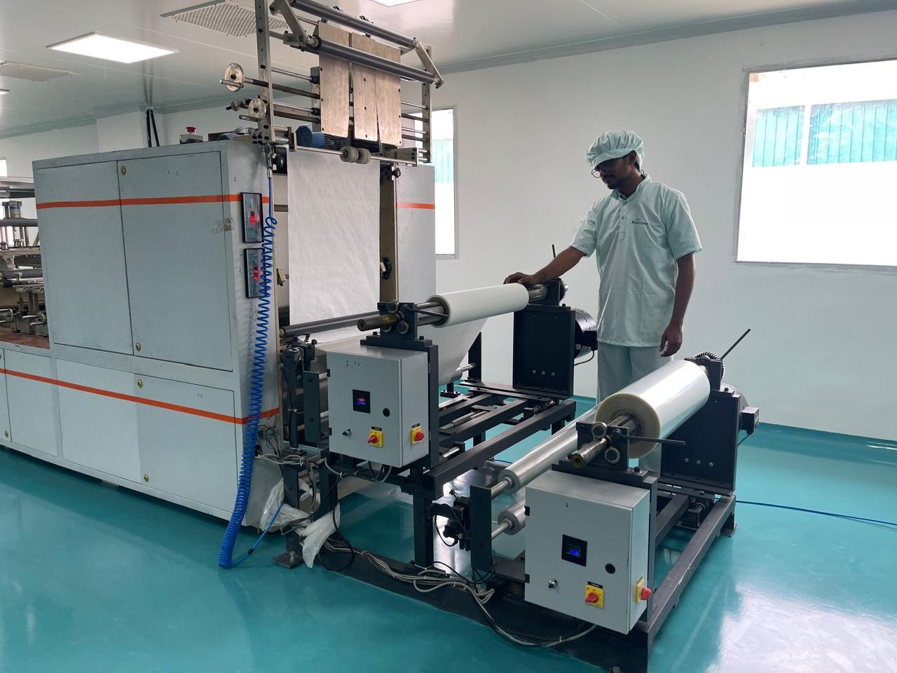 Packaging & Sterilization - Pouch sealing machine